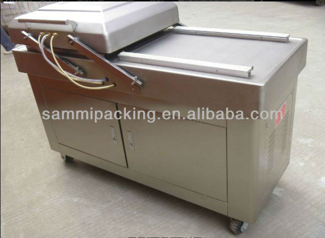 Πολυλειτουργική μηχανή συσκευασίας κενού διπλής αίθουσας για βοδινό μπέικον κοτόπουλο τοφού φιστίκια θαλασσινά
