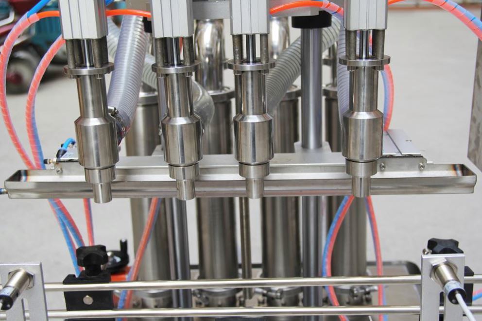 Συμπλήρωμα κρασιού / ποτών / βότκας / ουίσκι / παραγωγής αλκοόλ Μηχανή πλήρωσης / γραμμή εμφιάλωσης