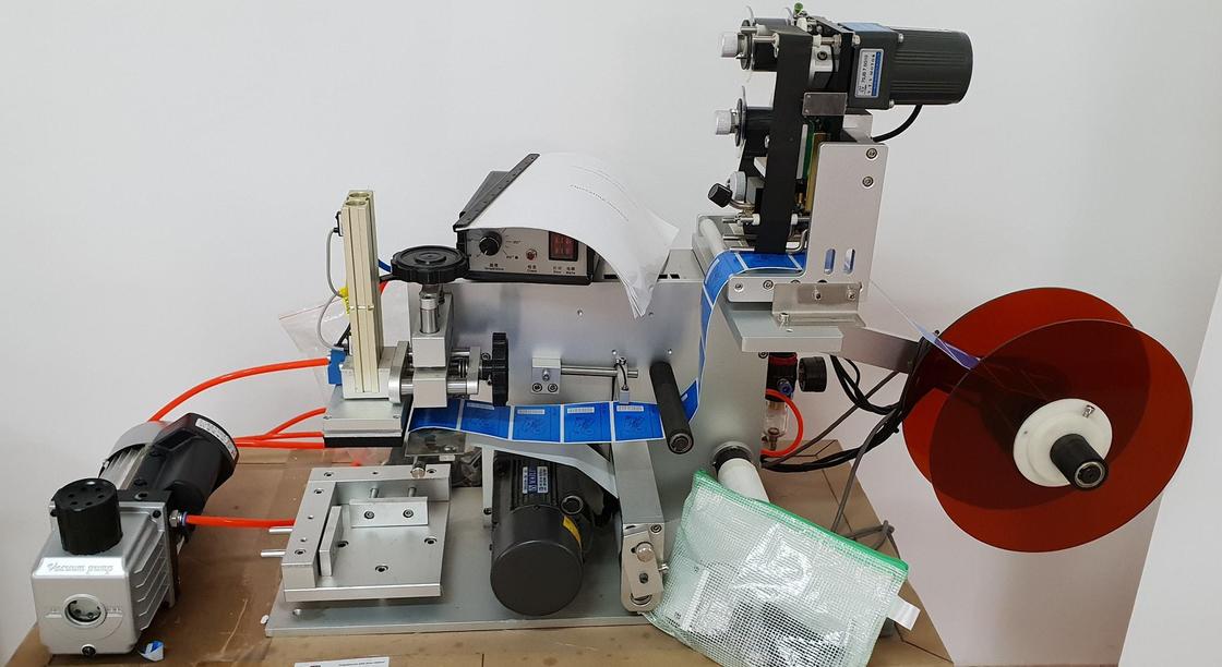 High Efficiency Flat Surface Labeling Machine with Date Coder 40-60pcs/min Speed and ±1mm Accuracy