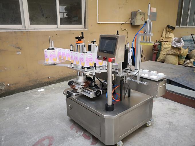 Αυτόματη Μηχανή Ετικετοποίησης Απορρυπαντικού Πλυντηρίου Διπλής Όψης Ημιαυτόματη Μηχανή Ετικετοποίησης Τετράγωνων Μπουκαλιών 0